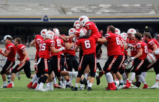 Canada Celebrate after winning the IFAF Junior World Championships Final against Mexico in 2018